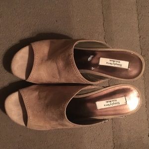 Vera Wang High Heel Clog